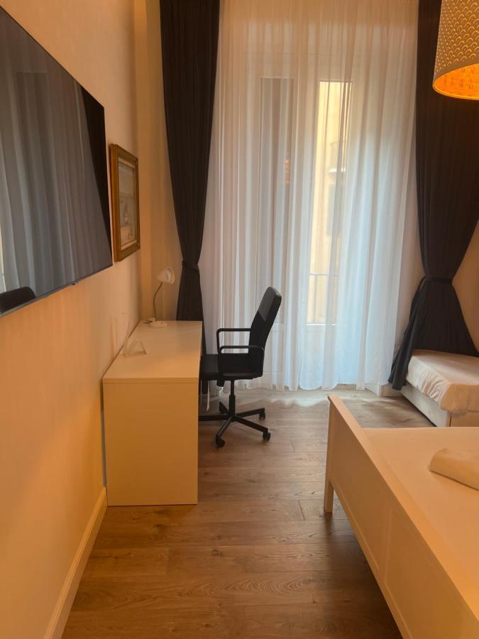 P18&Rooms Palestrina 18 Milan Exterior photo